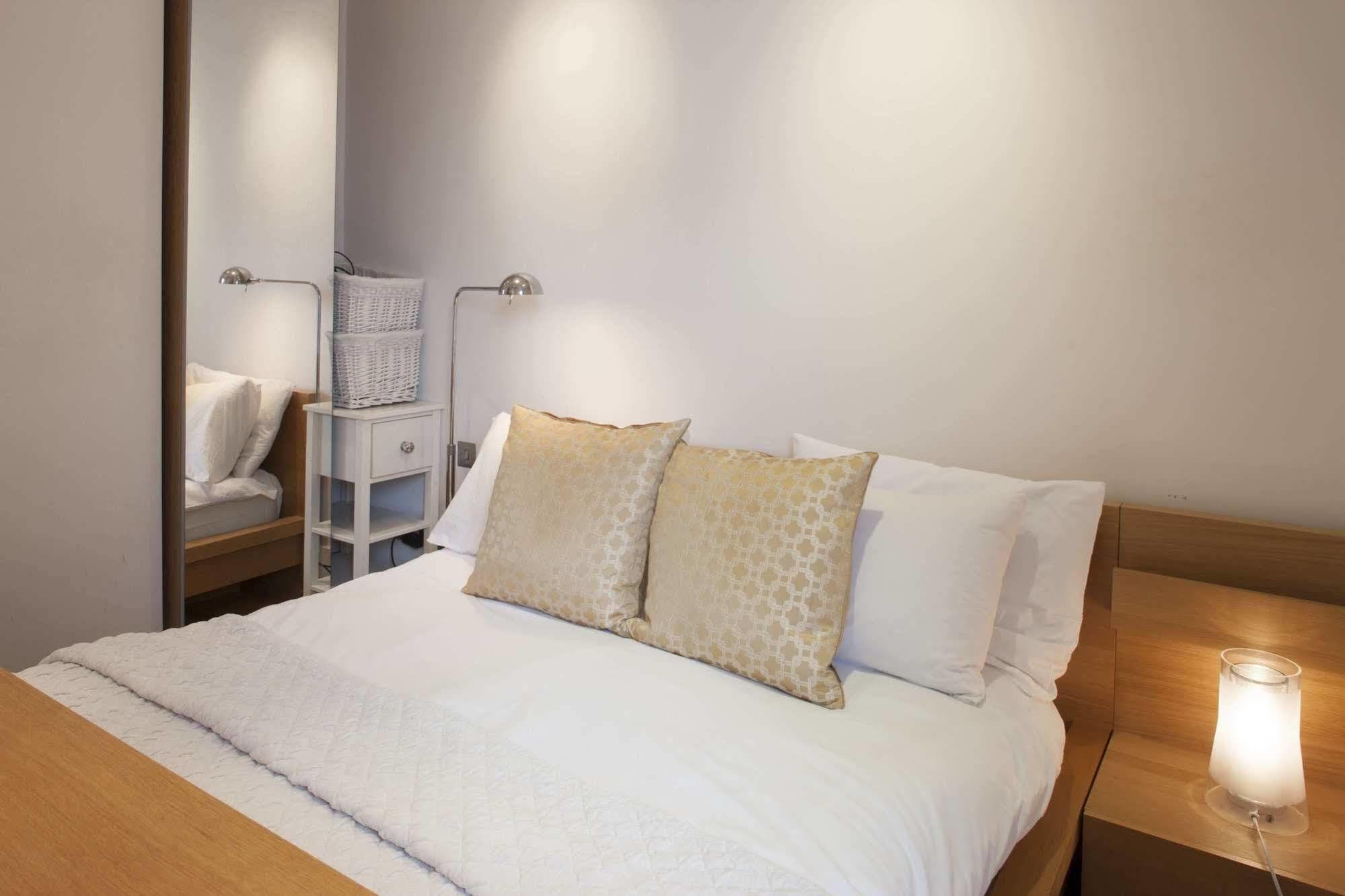 Piccadilly Circus Apartments Londra Exterior foto
